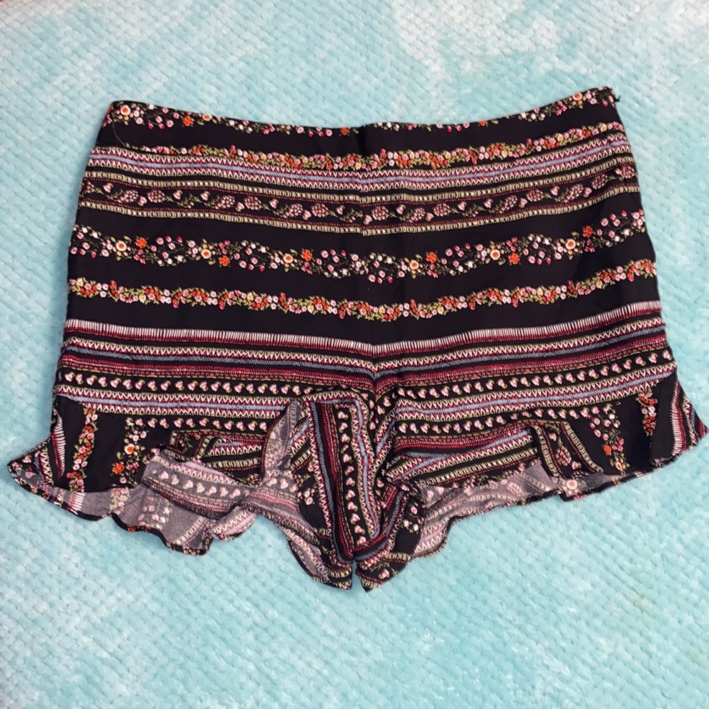 floral print flowy shorts